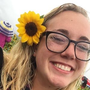 Meet your Posher, Cailinn